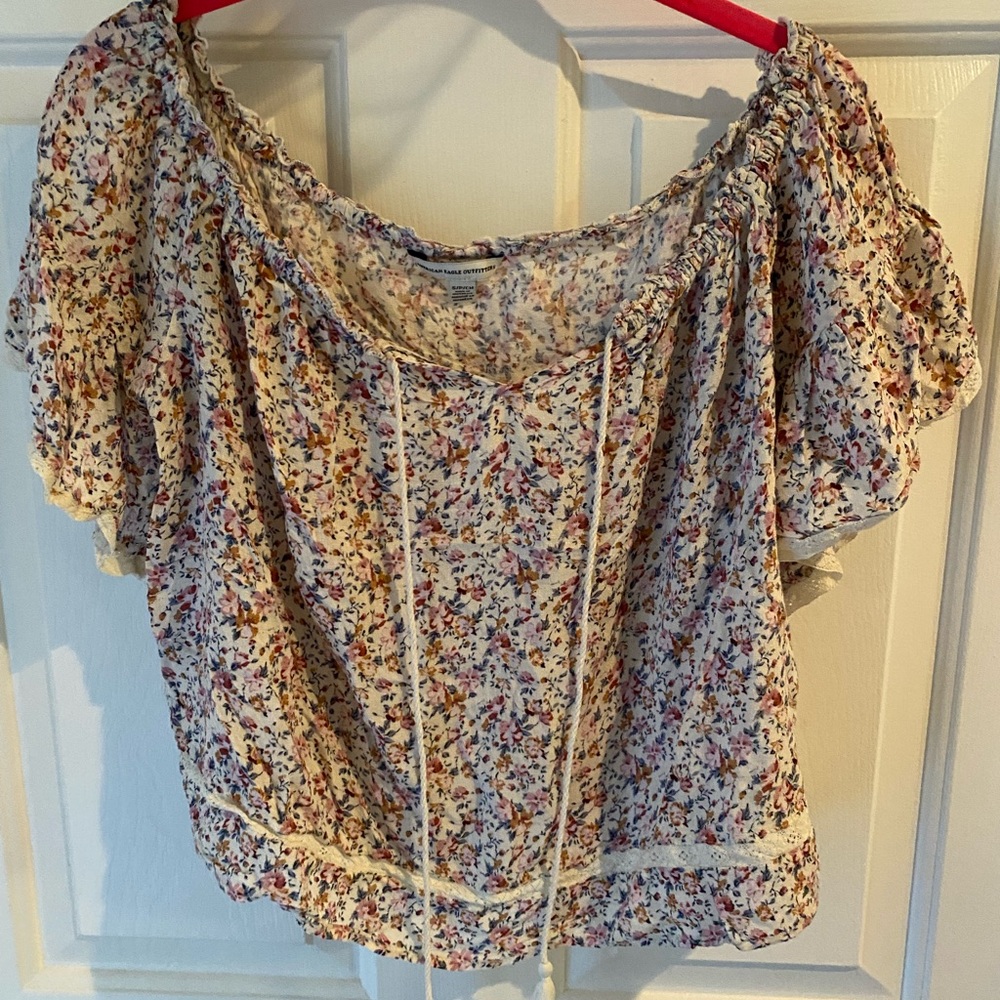 Vintage American eagle floral off the shoulder top